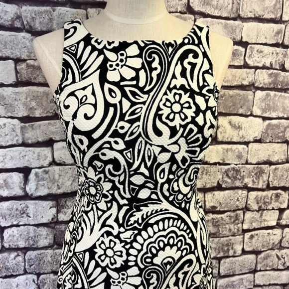 Banana Republic Black & White Sleeveless Fully Lined Dress Size 4 - Picture 2 of 8